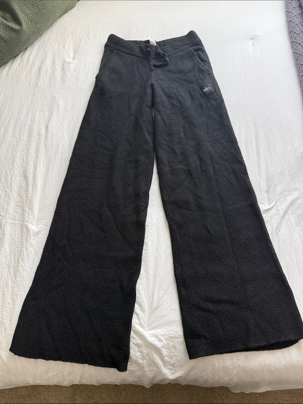 ALO Yoga Black Ribbed Knit Wide-Leg Lounge Pants